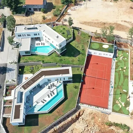 Luxury Blue With A Pool Villa Zmijavci