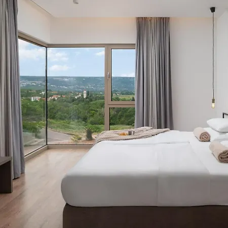 Luxury Blue With A Pool Vendégház 4*